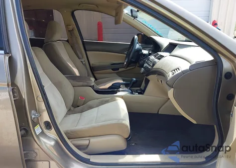 2010 Honda Accord 2.4 Lx from USA, damaged, VIN 1HGCP2F32AA052300